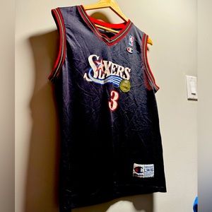 Vintage Nike Allen Iverson Black #3 Philadelphia Sixers Jersey size Youth L